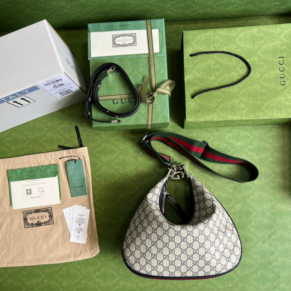 グッチ アタッシュ ラージ ショルダーバッグ
