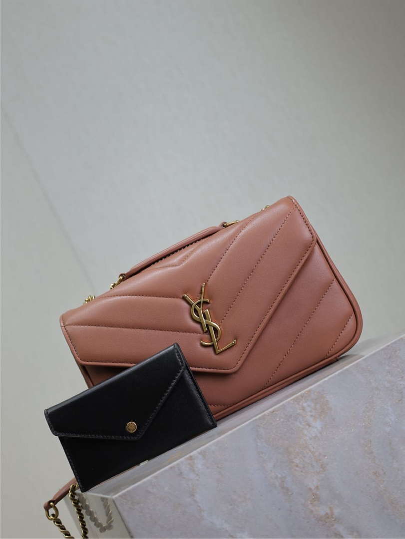 YSL 801437 ルル スモール マトラッセ ラムスキン ピンク