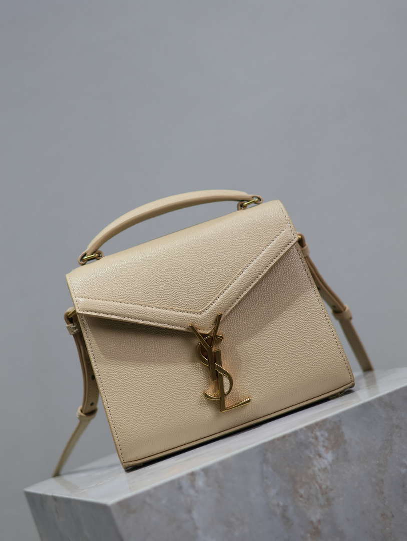 YSL 623930 カサンドラ ミニ トップハンドルバッグ グレイン・ド・プードル エンボスレザー アプリコット