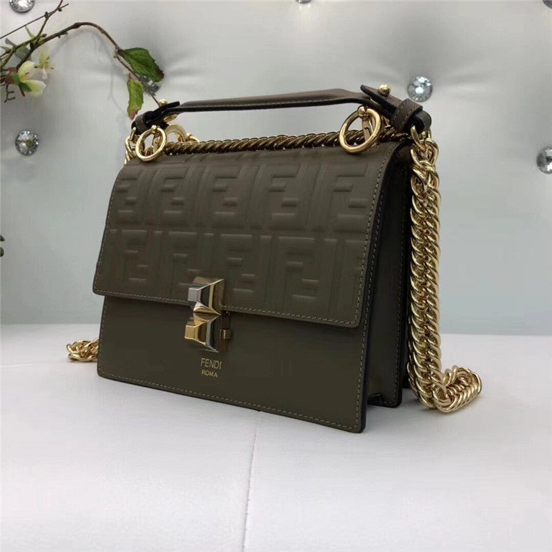 フェンディ カンユー ショルダーバッグ