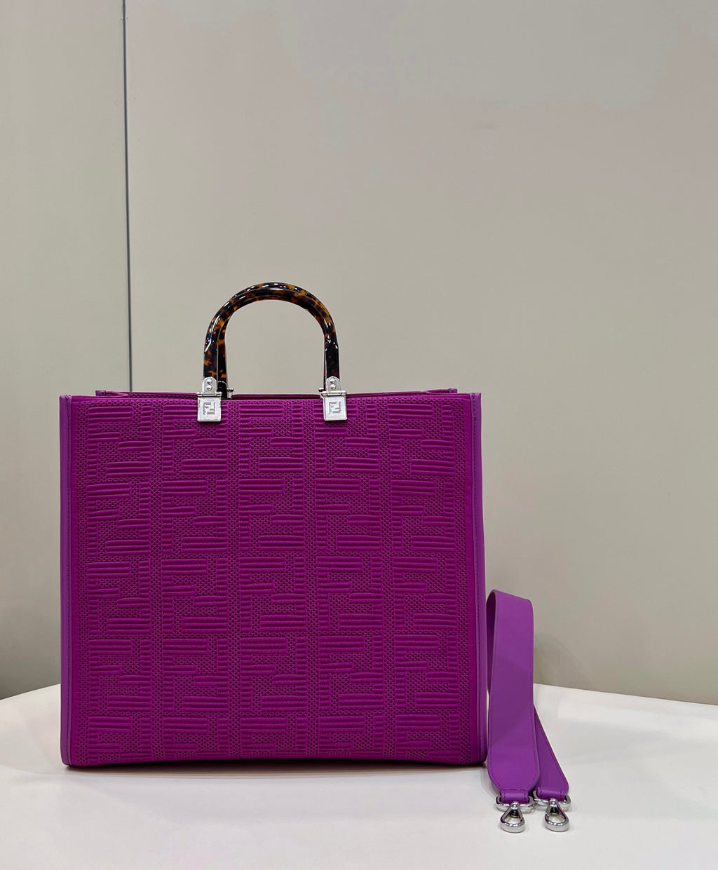 Fendi Sunshine tote