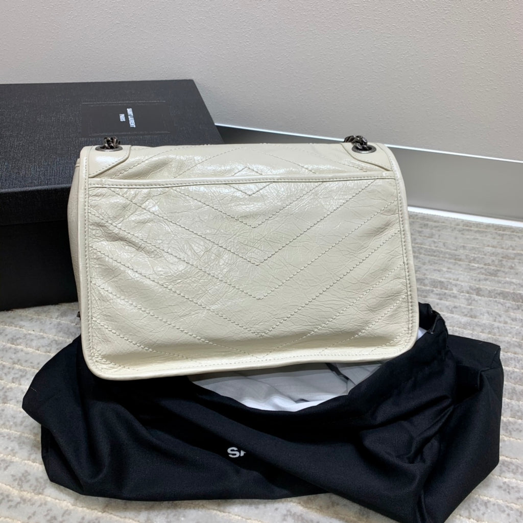 YSL ニキ ミニ フラップバッグ