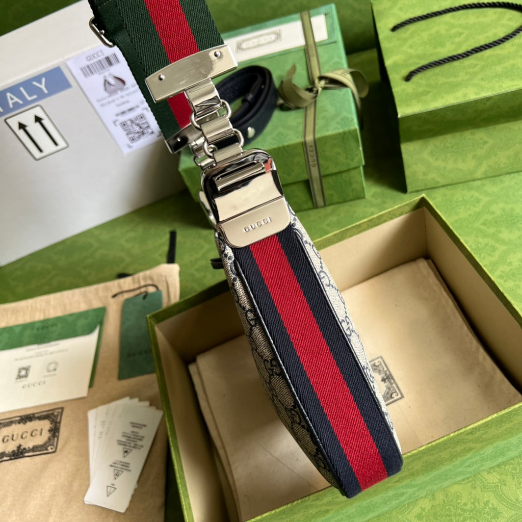 グッチ アタッシュ スモール ショルダーバッグ