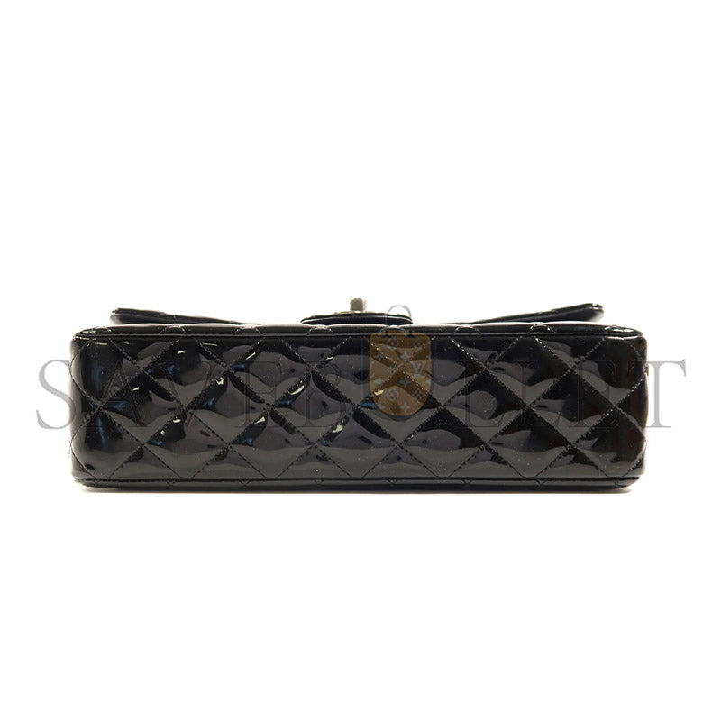 シャネル ジャンボ クラシック パテント ダブルフラップ ブラック レザー ショルダーバッグ A01112 (25*15.5*6.5cm)