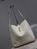 YSL 753837 Le 5 ̈¤ 7 サプル ラージ スムースレザー ホワイト