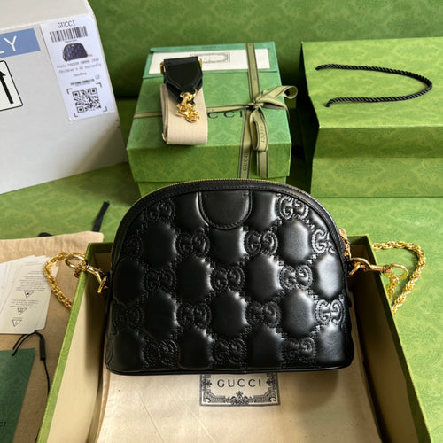 GG マトラッセ レザー スモール バッグ