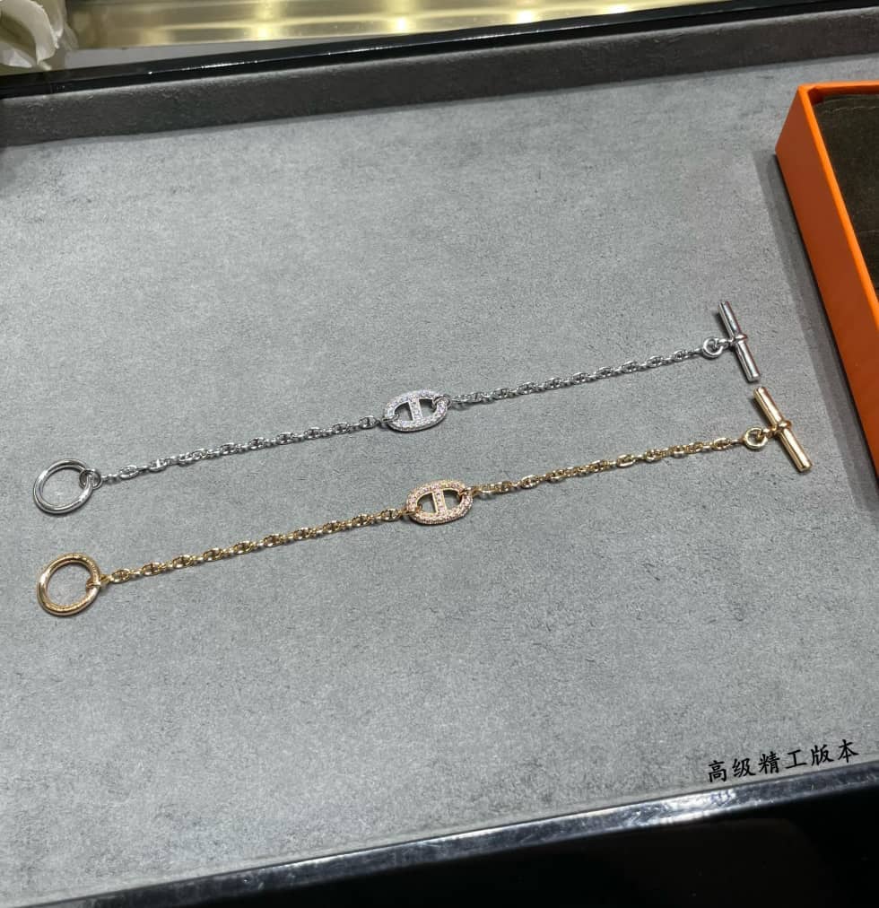 偽エルメスロゴブレスレット