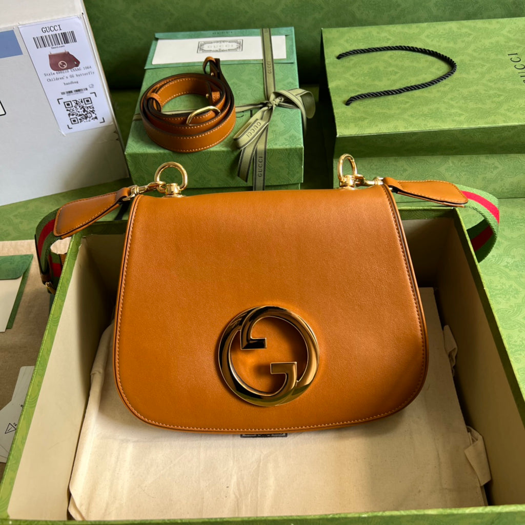 グッチ ブロンディ ミディアムバッグ