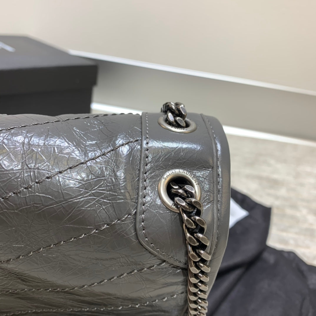 YSL ニキ ミニ フラップバッグ
