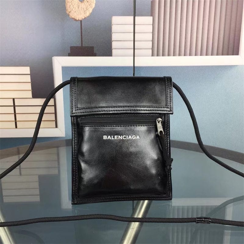 BALENCIAGA EXPLORER ストラップ付きスモールポーチ