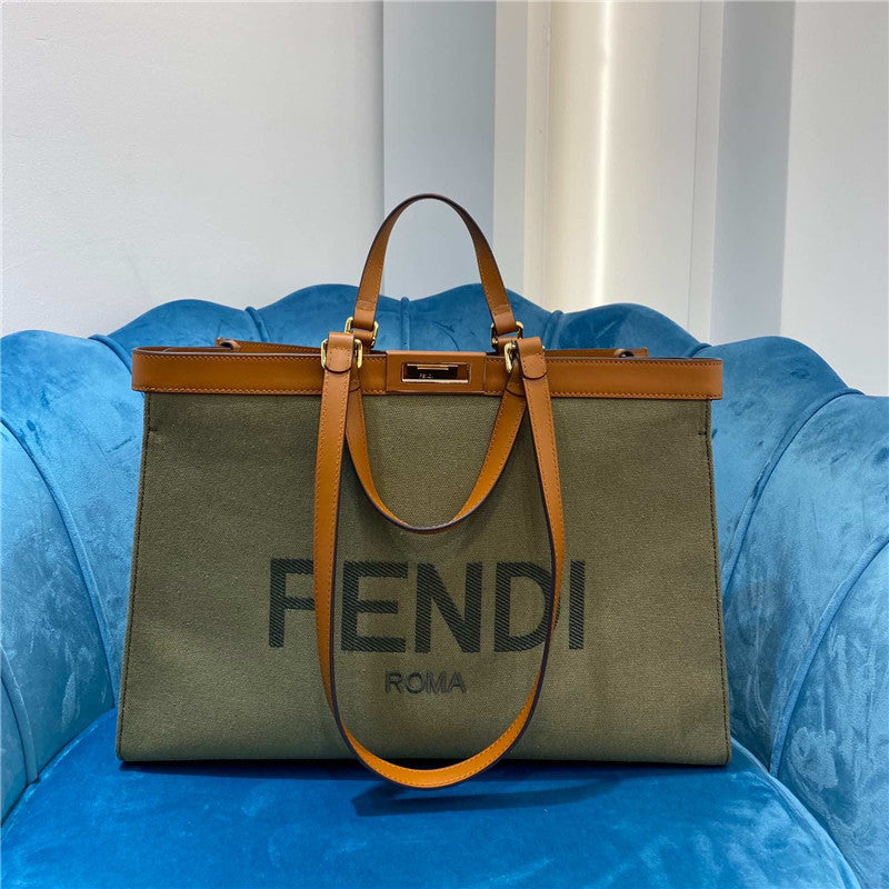 フェンディ ショッピングバッグ ロゴ