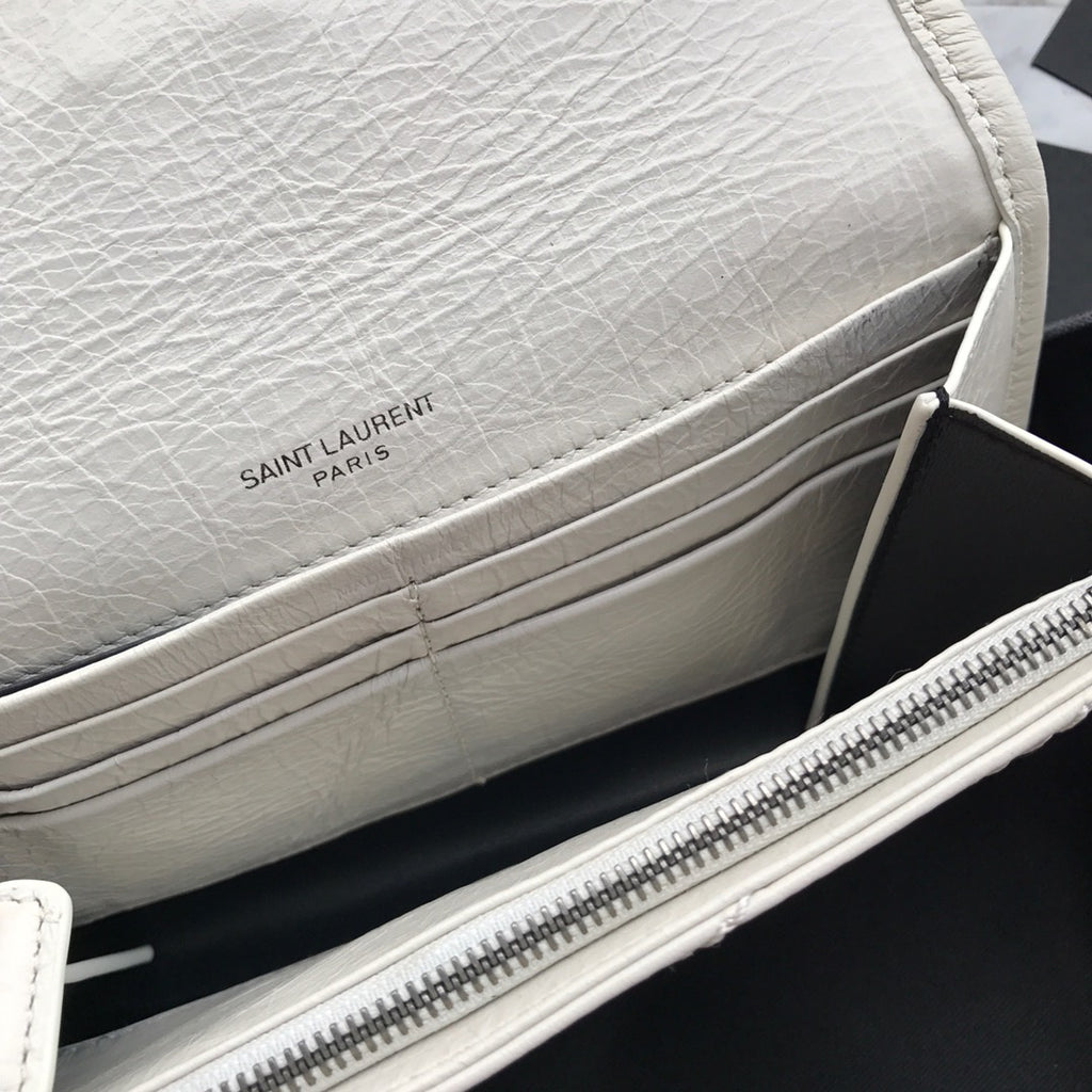 YSL ニキ ウォレット