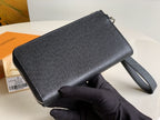LouisVuitton ストラップ付き長財布 ZIPPY DRAGONNE M69409