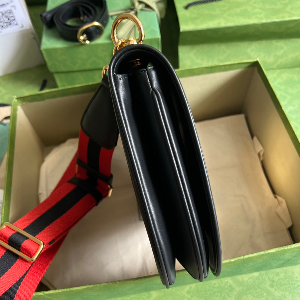 グッチ ブロンディ ミディアムバッグ