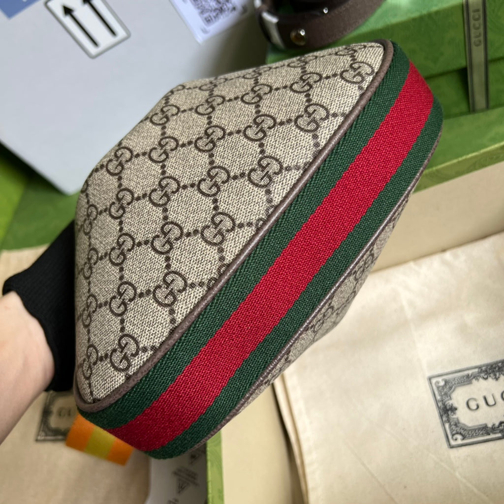 グッチ アタッシュ スモール ショルダーバッグ