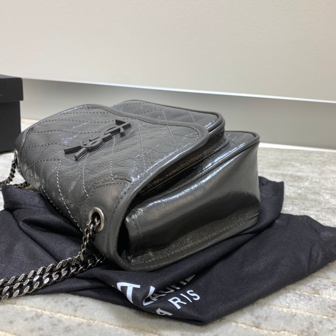 YSL ニキ ミニ フラップバッグ