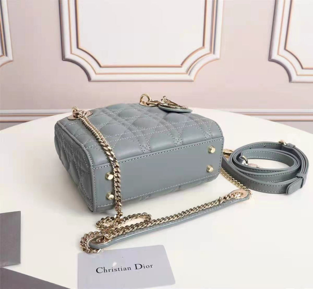 クリスチャン・ディオール ミニ レディ ディオール バッグ