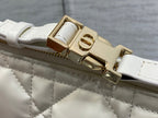 クリスチャン ディオール ミディアム トラベル ディオール ノマド ポーチバッグ