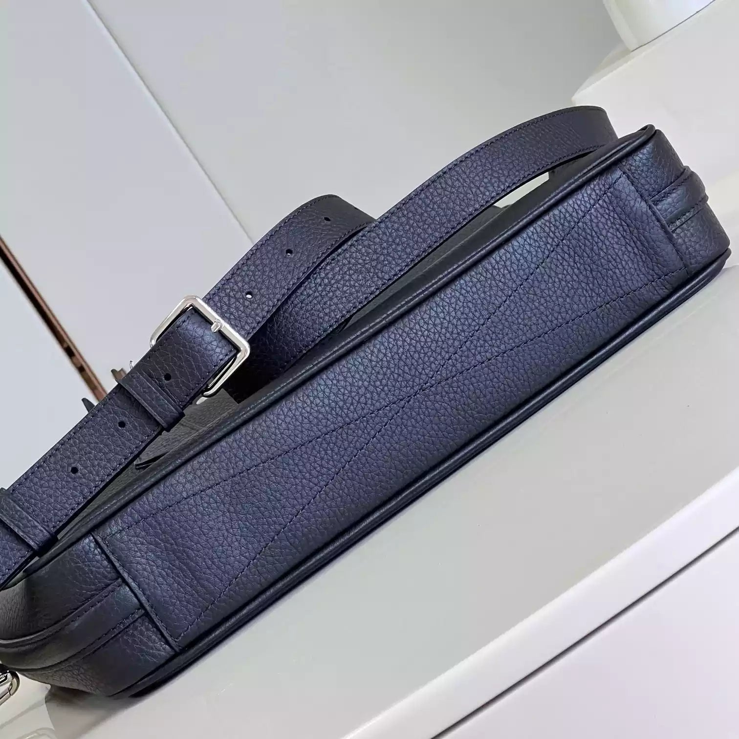 アルマンド ブリーフケース MM トリヨンレザー M54381 – LW330