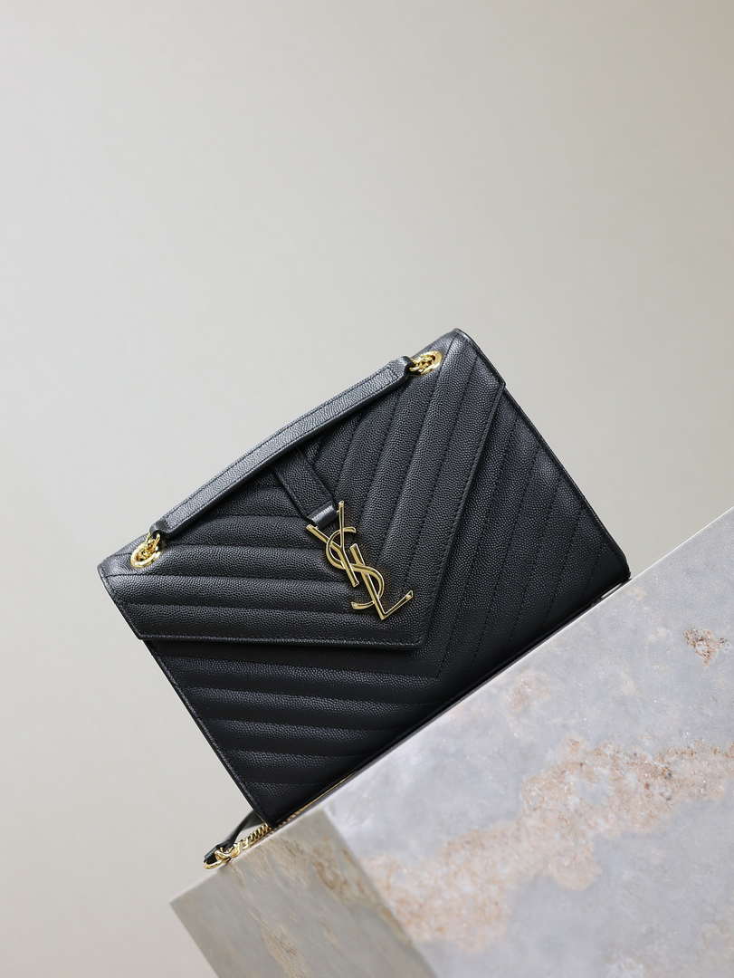 YSL 600185 エンベロープ ミディアム キルティング グレイン・ド・プードル エンボスレザー Vガード ブラック