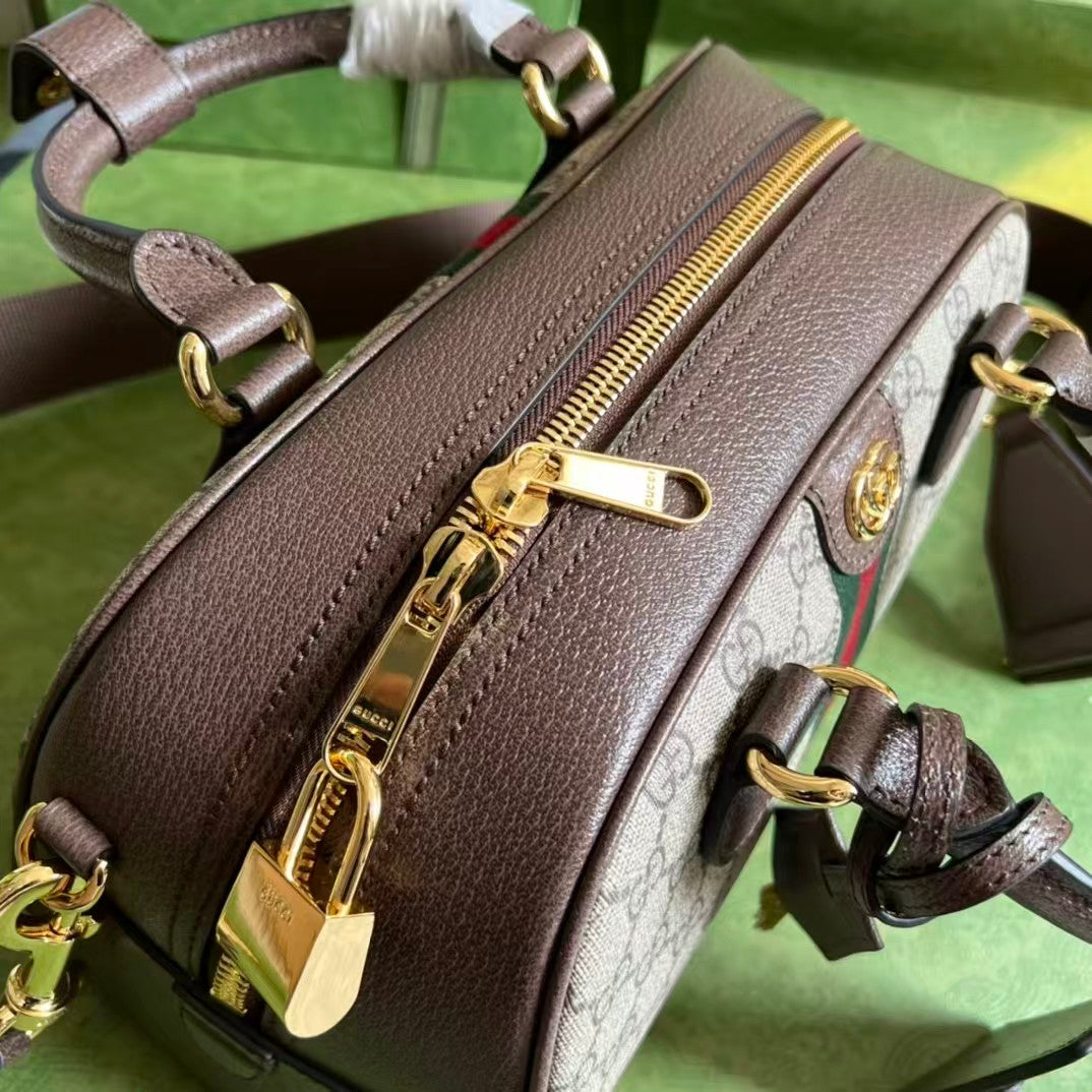 GUCCI メッセンジャーバッグ