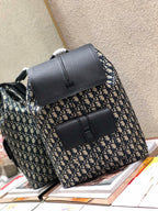モーション ディオール オブリーク バックパック