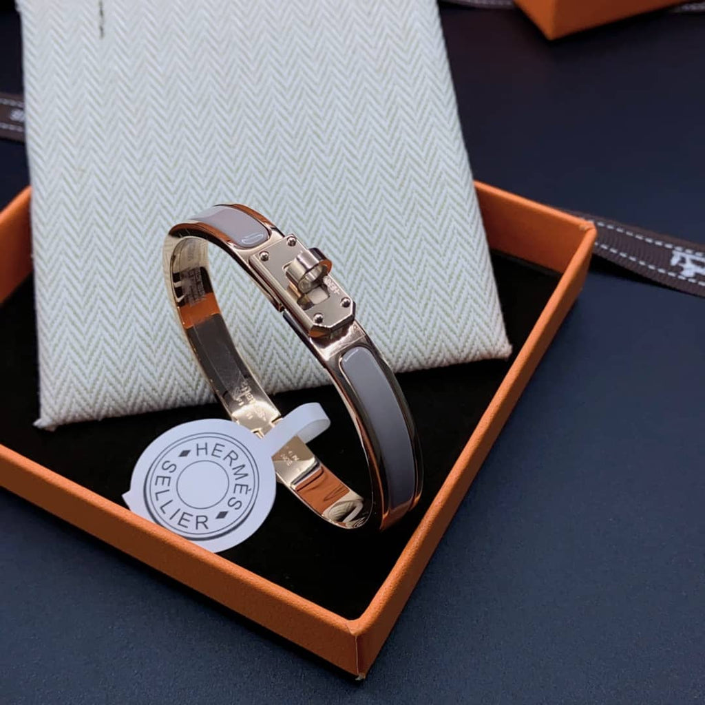 エルメスのブレスレット販売