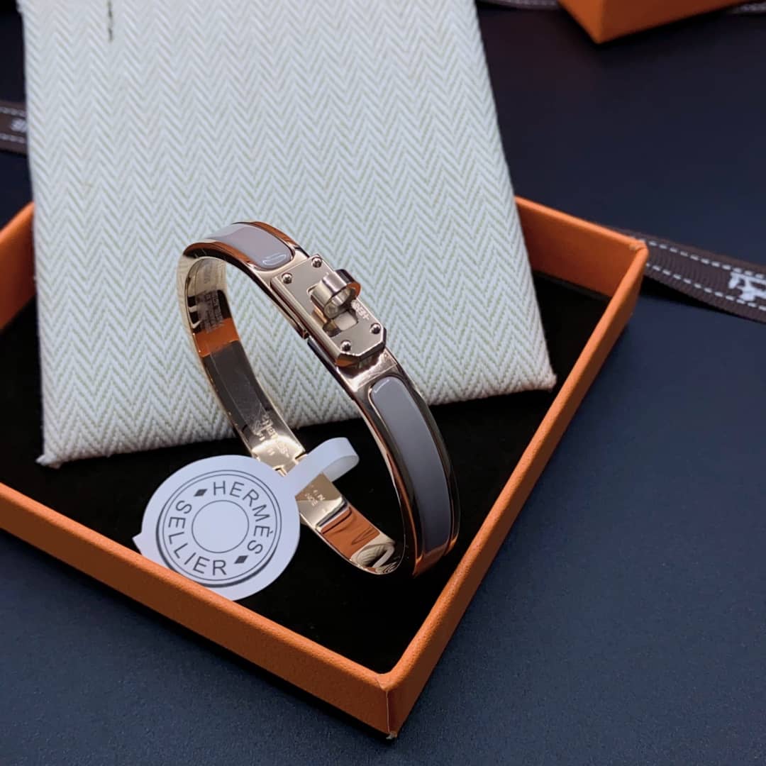 エルメスのブレスレット販売