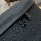 LV レトロ メッセンジャーバッグ