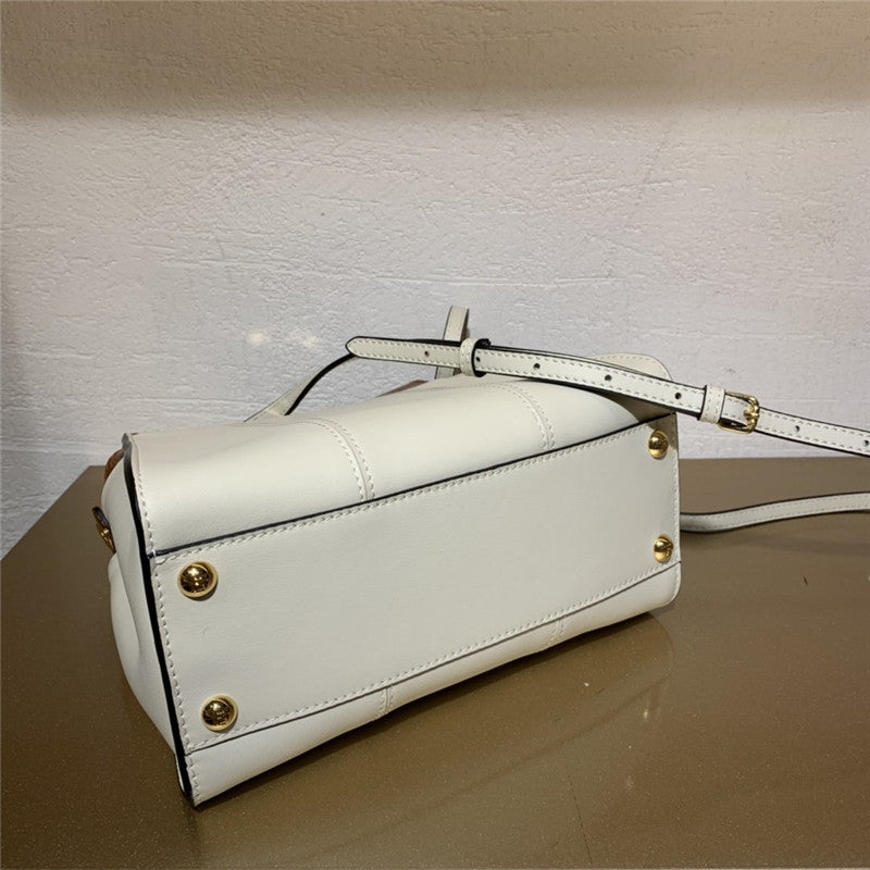 フェンディ ピーカブー ミニ レザー トートバッグ