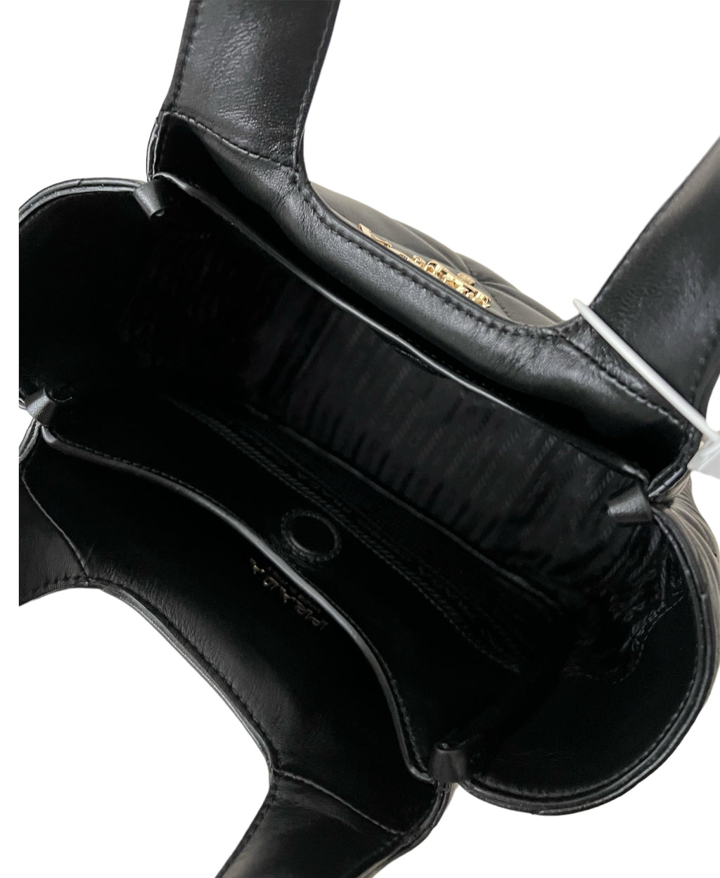 セール☆PRADA☆ ソフトナッパレザー ミニハンドバッグ1点入荷♪☆正規品☆