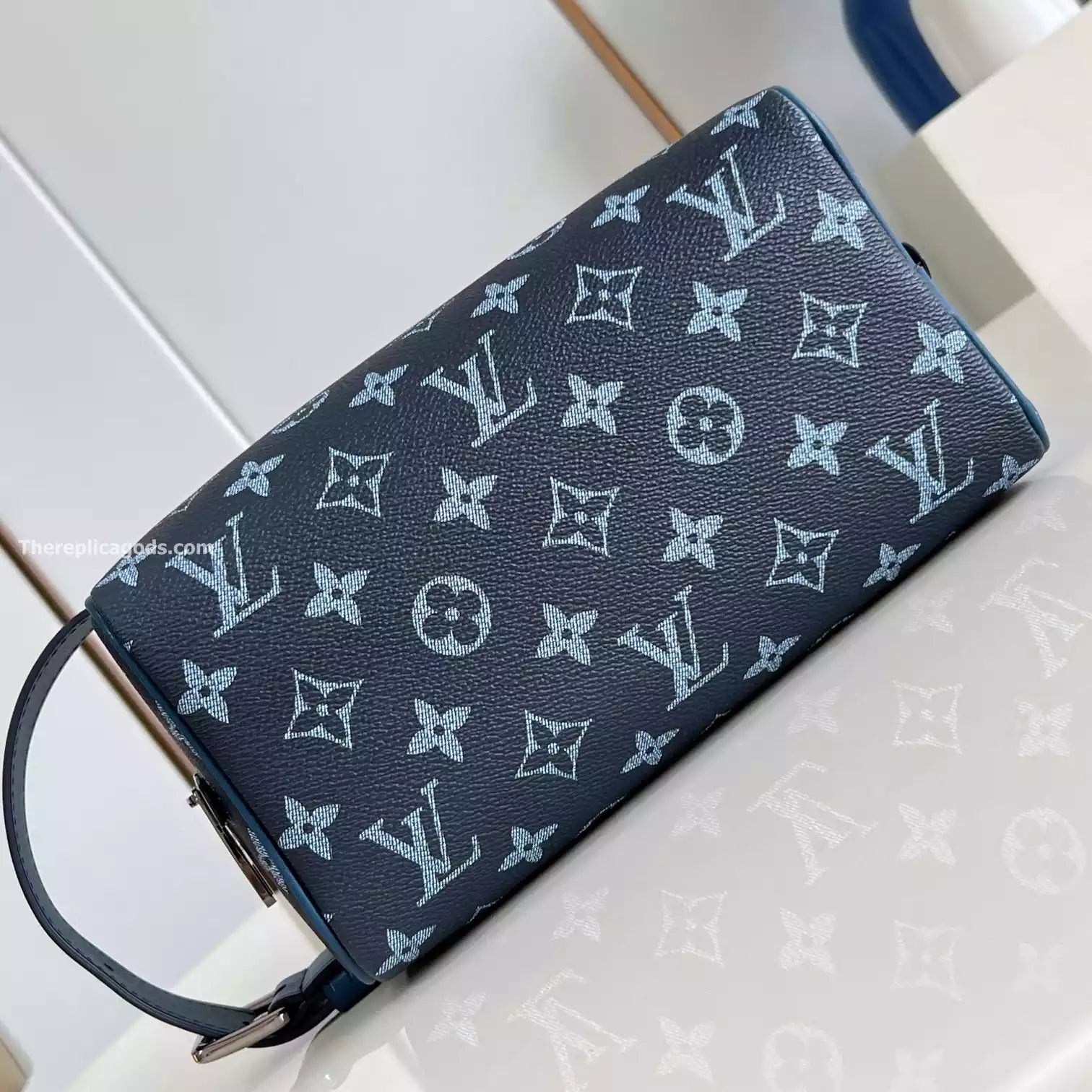 ロッカードップキット ブルーモノグラム ディケイド M11559 – LW398