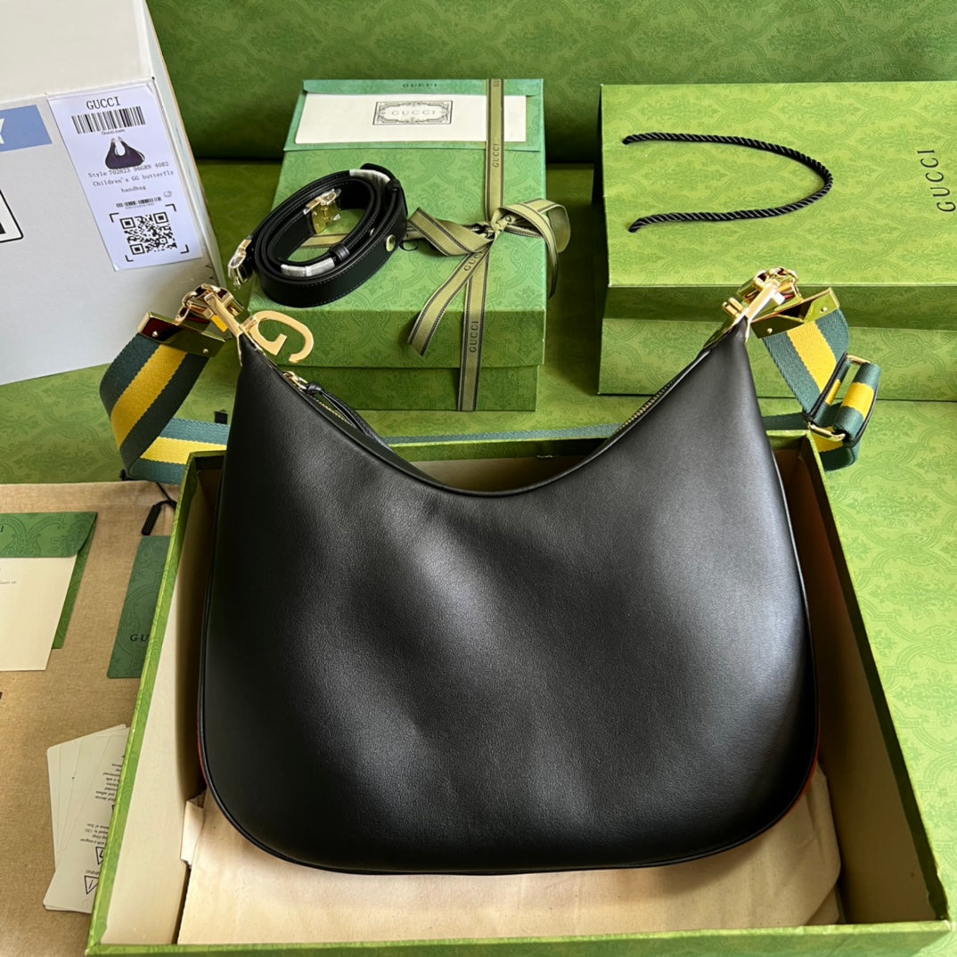 グッチ アタッシュ ラージ ショルダーバッグ