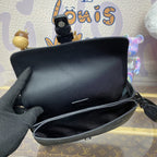 LV オンザゴー シルバー ソフト