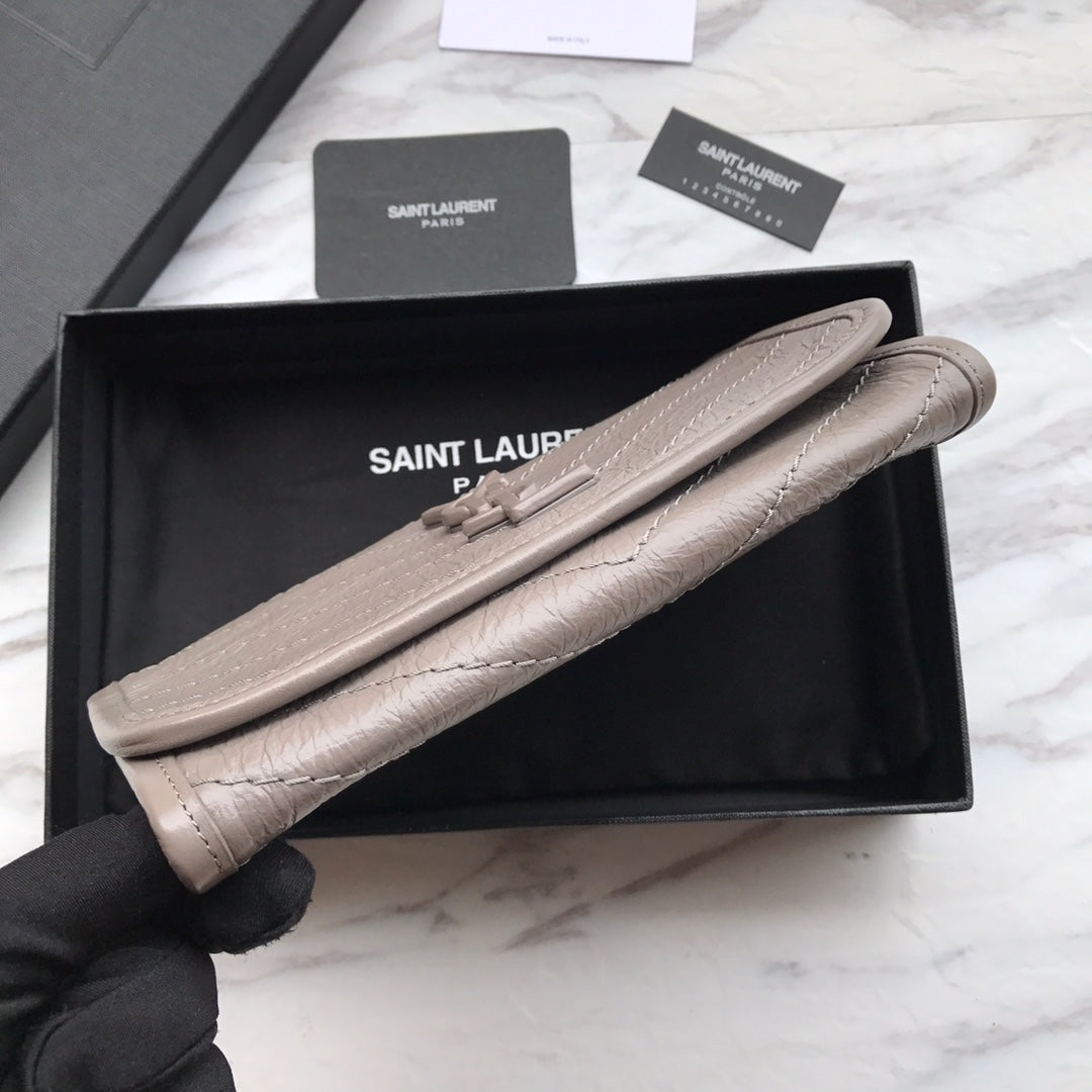 YSL ニキ ウォレット