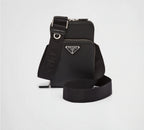 PRADA*ロゴ サフィアーノレザー スマートフォンケース ブラック