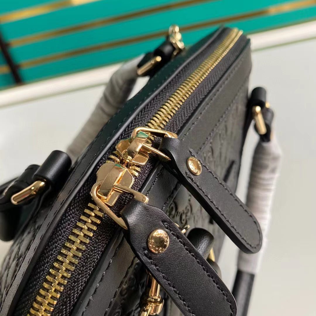 GUCCI マイクロ GG レザー ミニ ドーム クロスボディバッグ - nonlienmn