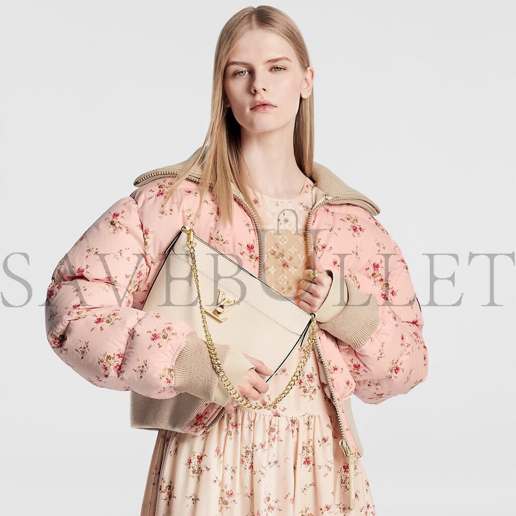 LOUIS VUITTON LOCK AND WALK M24638 (21*20*12cm) - nonlienmn