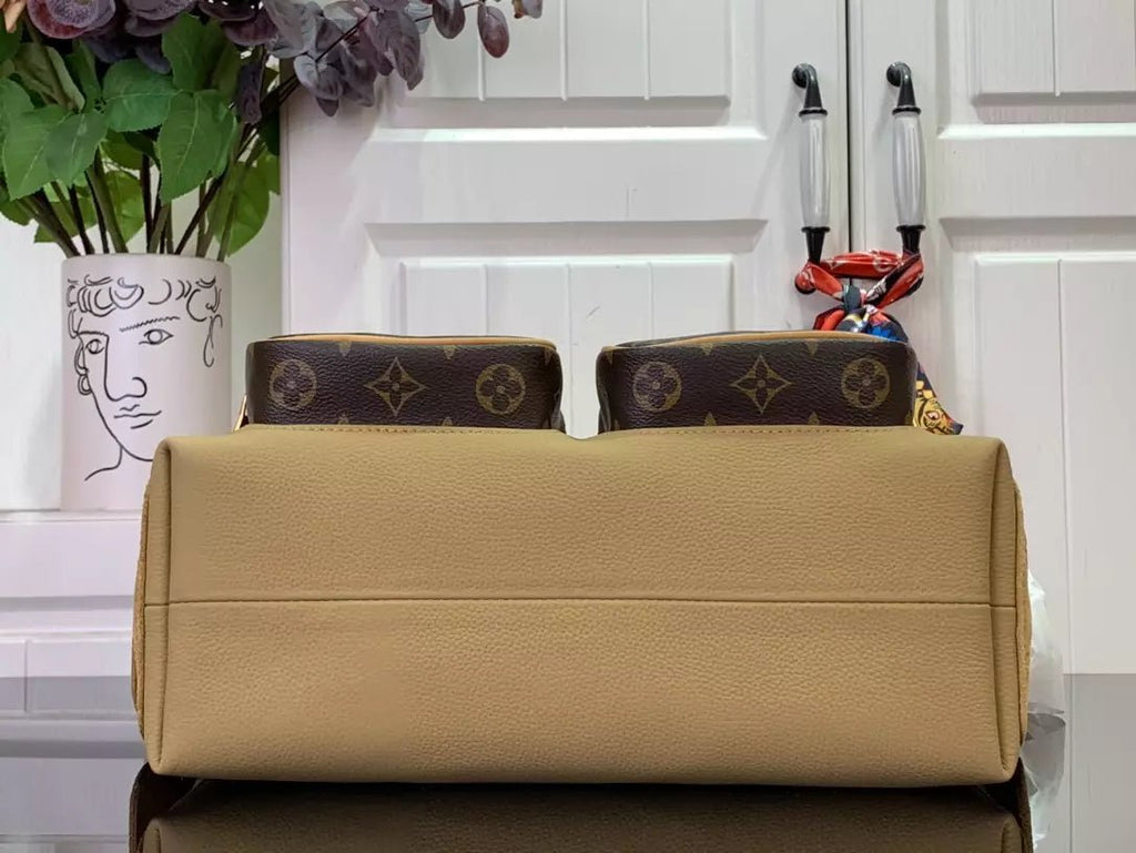 LV ホーボー カーゴバッグ（ベージュ カウハイドレザー＆モノグラム コーティングキャンバス） – LW167 - nonlienmn