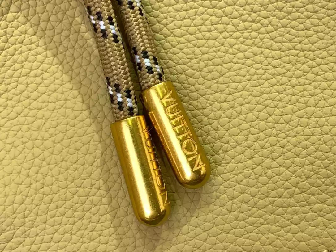 LV ホーボー カーゴバッグ（ベージュ カウハイドレザー＆モノグラム コーティングキャンバス） – LW167 - nonlienmn